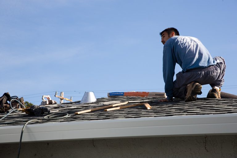 Roof Repair vs. Roof Replacement: Making the Right Decision